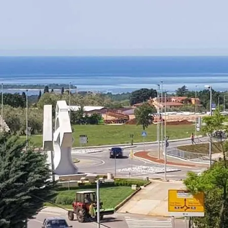 Lane * Tar-Vabriga