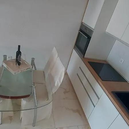Apartman Lane *